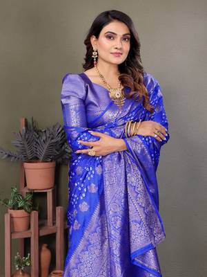 blue silk saree with zari weaving butta 2