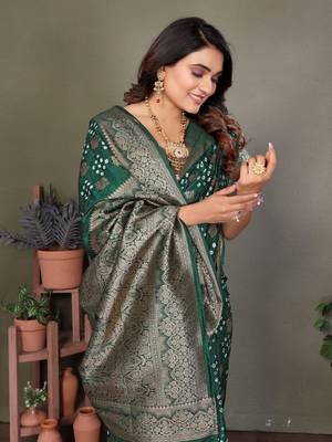 green silk saree with zari weaving butta 2