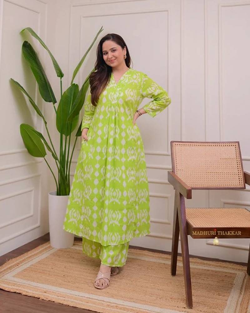 green a line rayon printed kurta pant set