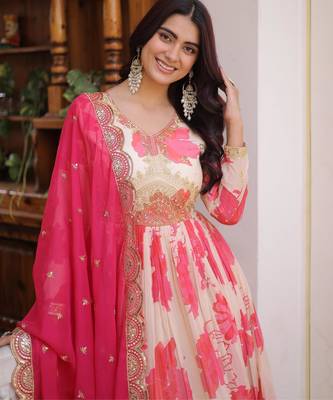 pink silk embroidered zari sequins gown and dupatta 3