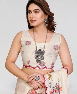 white manipuri silk kalamkari print saree with mirror work border 4