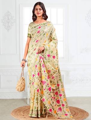 Cream linen printed saree with blouse 3