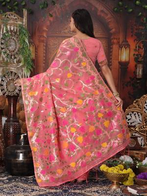 Pink linen printed saree with blouse 4