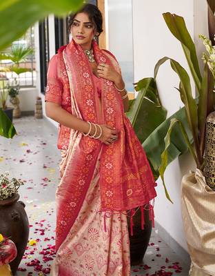 Cream silk woven saree with blouse 2