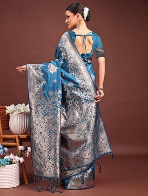 Blue banarasi silk woven work saree with blouse 4