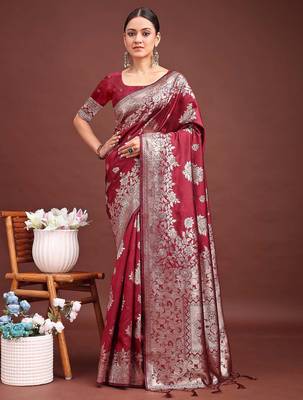 Maroon banarasi silk woven work saree with blouse 3