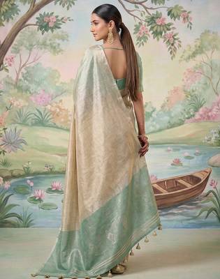 Cream tissue saree with blouse 3
