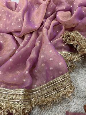 Onion Pink Color Jari Woven Butti Work Moss Silk Saree 4