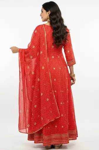 Orange georgette embroidered kurta sets