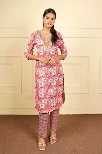 Pink cotton printed kurta sets