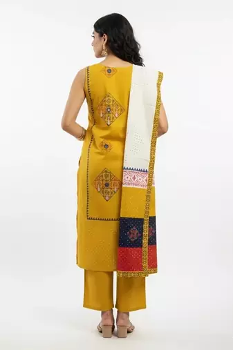 Yellow cotton printed kurta sets