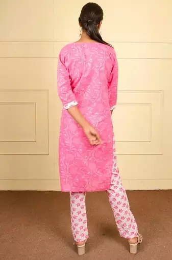 Pink cotton printed kurta sets