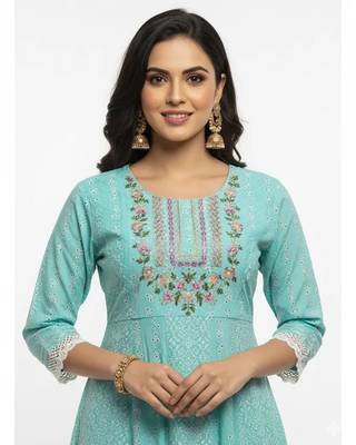 Blue embroidered kurta sets 2