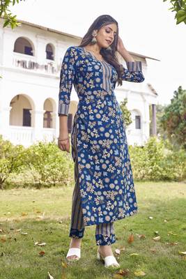 women   s turquoise blue floral printed straight kurta set 3