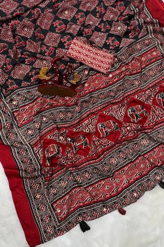 Red Color Zari and mirror work crepe silk Saree