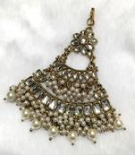 white maang-tikka kundan