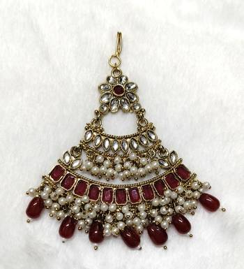 maroon maang-tikka kundan 2