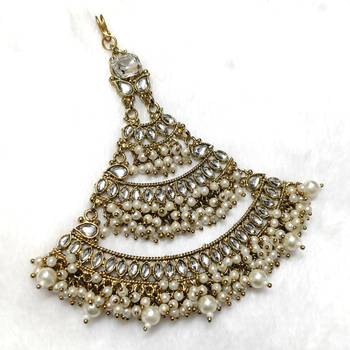 white maang-tikka kundan 1