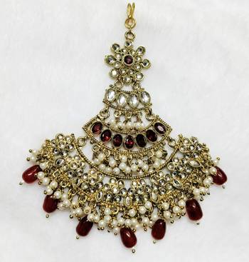maroon maang-tikka kundan 2