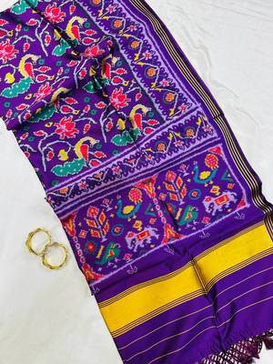 Purple Color Lagadi pallu and decorative tassels Double pichwai print  art silk saree 3