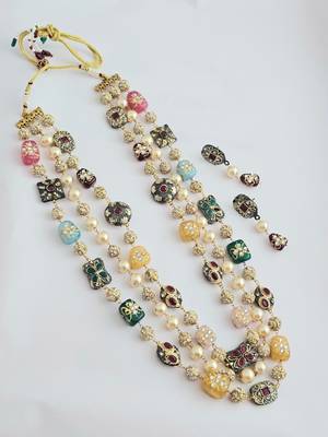 Liyara radiant quartz three-strand necklace set 2