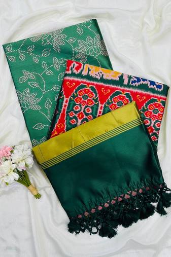 Green Color Printed zari lining stripe border Work silk Saree