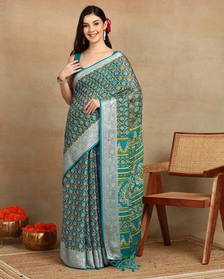 block print georgette saree with unstitched blouse piece (green) 1
