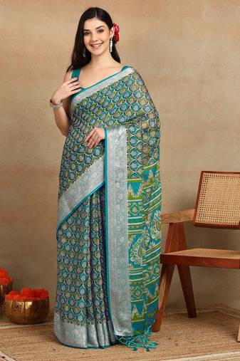 Mirchi fashion block print georgette saree with unstitched blouse piece (green)
