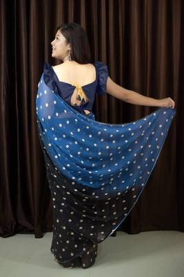 polka print georgette saree with unstitched blouse piece (grey) 4