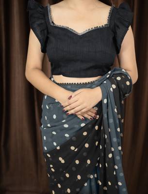 polka print georgette saree with unstitched blouse piece (grey) 5