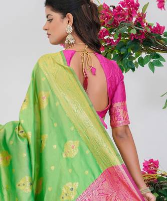 Subham woven design silk blend saree with unstitched blouse piece (green) 4
