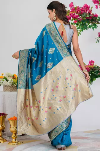 Subham woven design silk blend saree with unstitched blouse piece (turquoise)