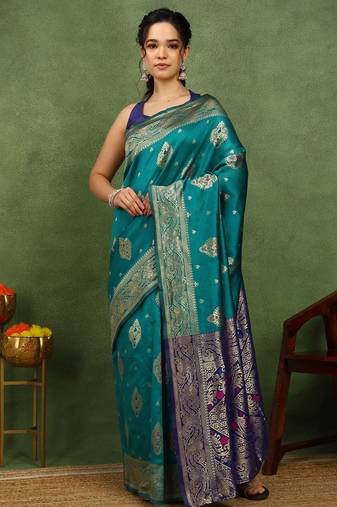 Subham woven design silk blend saree with unstitched blouse piece (green)