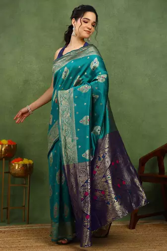 Subham woven design silk blend saree with unstitched blouse piece (green)