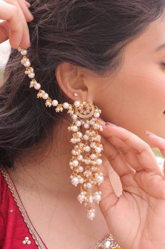 Tarangini timeless pachi kundan-pearl earchain