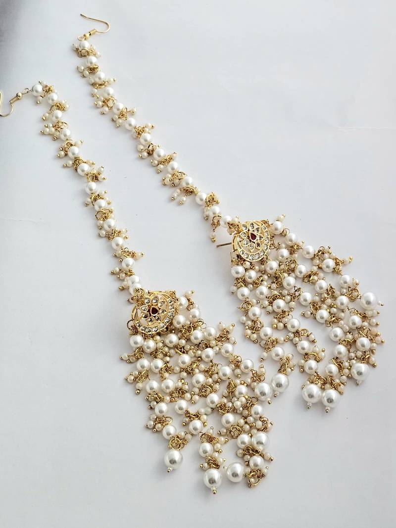 Tarangini timeless pachi kundan-pearl earchain