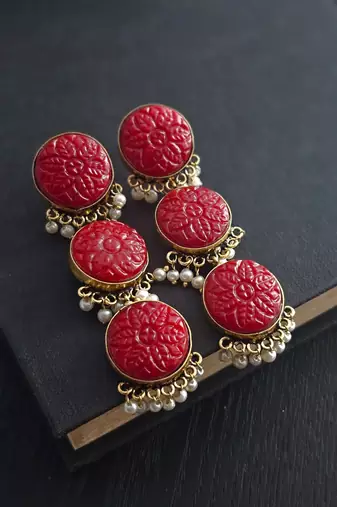 red monalisa stone drop earrings