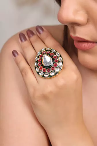 Regal ruby kundan ring