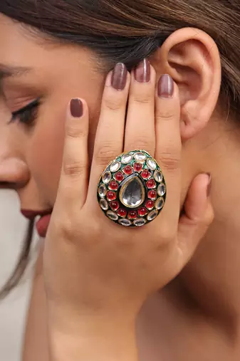 Regal ruby kundan ring