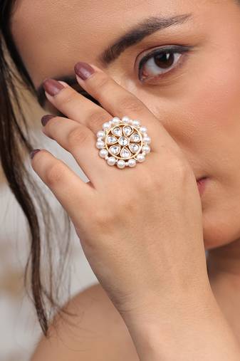 Royal glow kundan pearl ring
