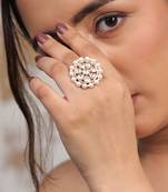 Royal glow kundan pearl ring