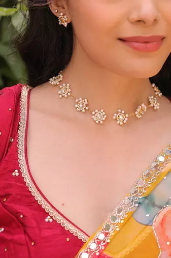 Aranyika majestic lustral glow pachi kundan choker set
