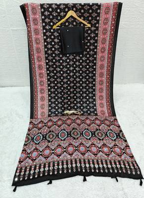 Black Ajarakh Print Real Mirror Crepe Silk Saree 2