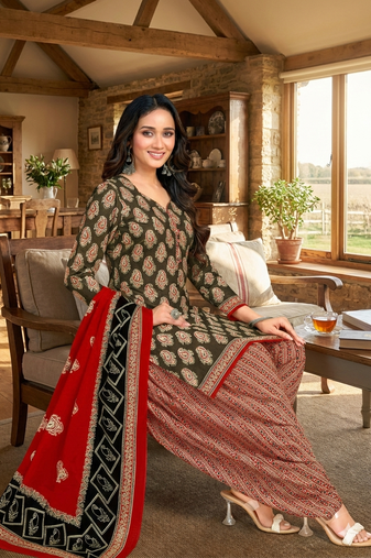 Multicolor  color crepe silk printed women unstitched dress material