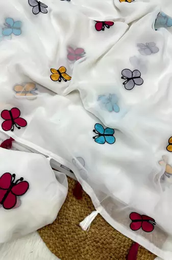 White Color THAREDE GAMTHI BUTTERFLY WORK GEORGETTE  SAREE
