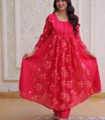 Red zari & sequins embroidered work silk blend stitched kurta