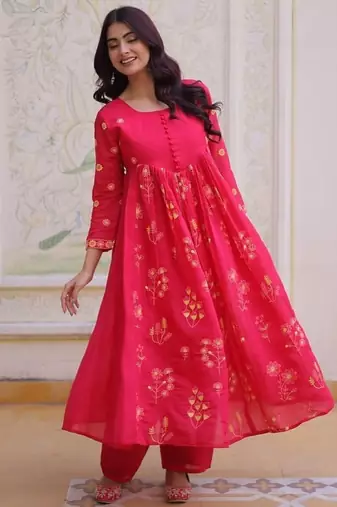 Red zari & sequins embroidered work silk blend stitched kurta