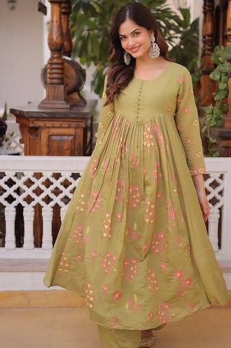 Light green zari & sequins embroidered work silk blend stitched kurta