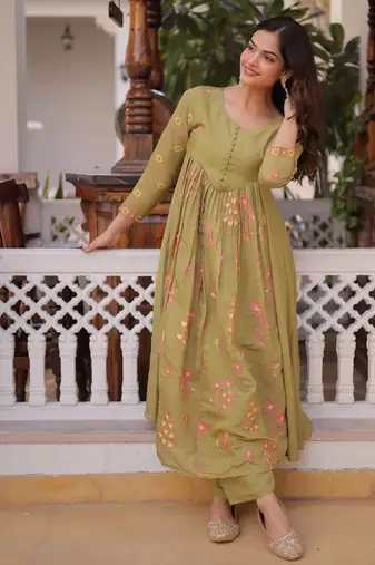 Light green zari & sequins embroidered work silk blend stitched kurta