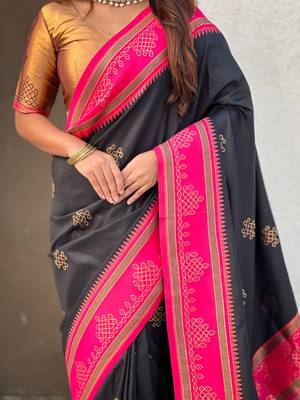 Black soft silk rangoli art zari weaving saree with contrast blouse piece 4